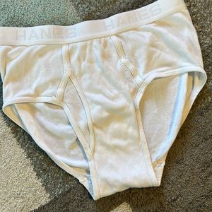 Hanes briefs